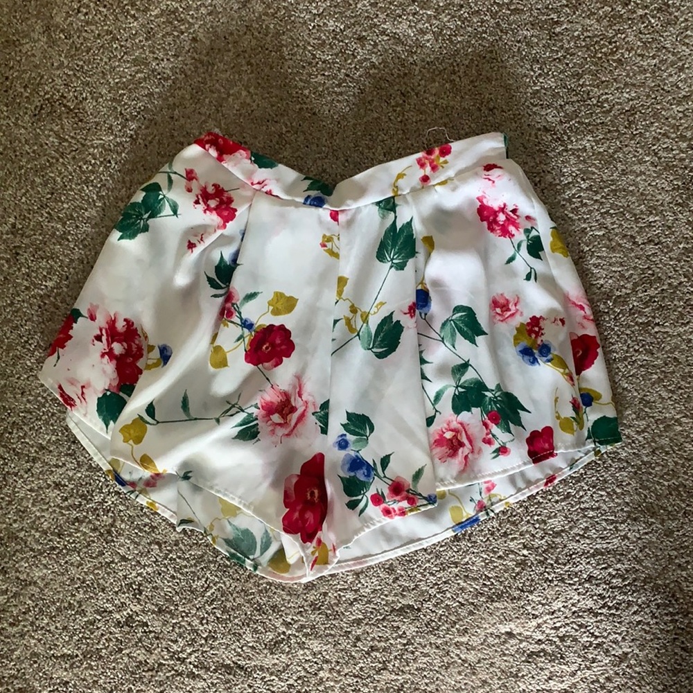 Blue Blush Flowy Floral Shorts